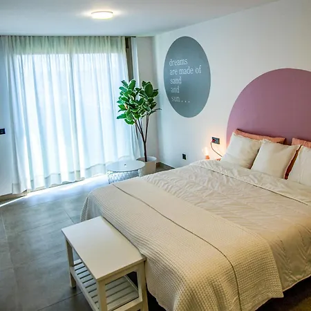 Enjoythemoment Sotavento Suites * La Tejita